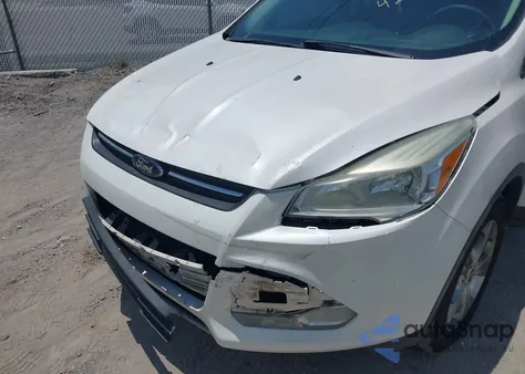 2013 Ford Escape Se z USA, uszkodzony, nr VIN 1FMCU9G93DUD51408